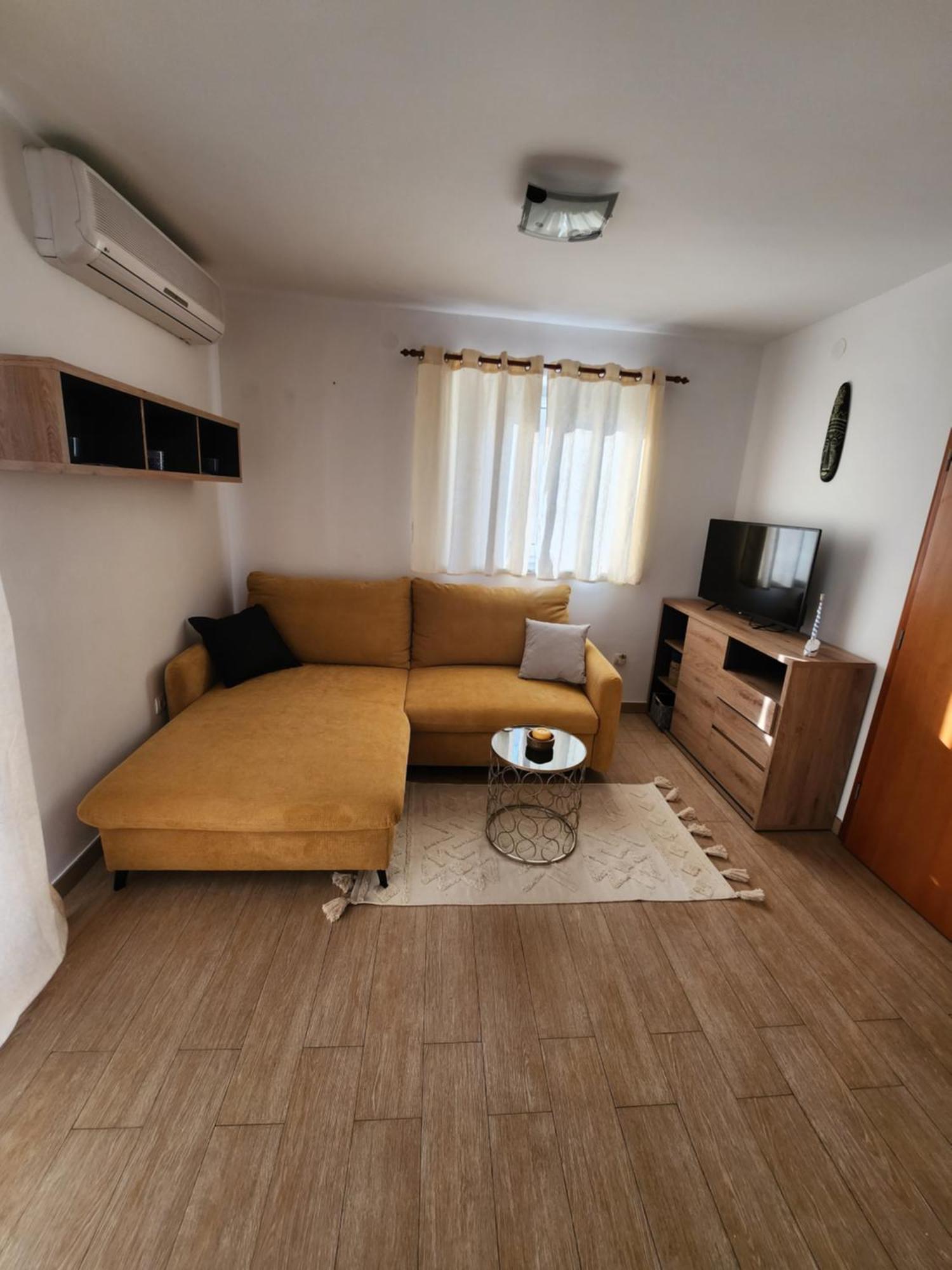 Lucija Apartment Karlobag Bagian luar foto