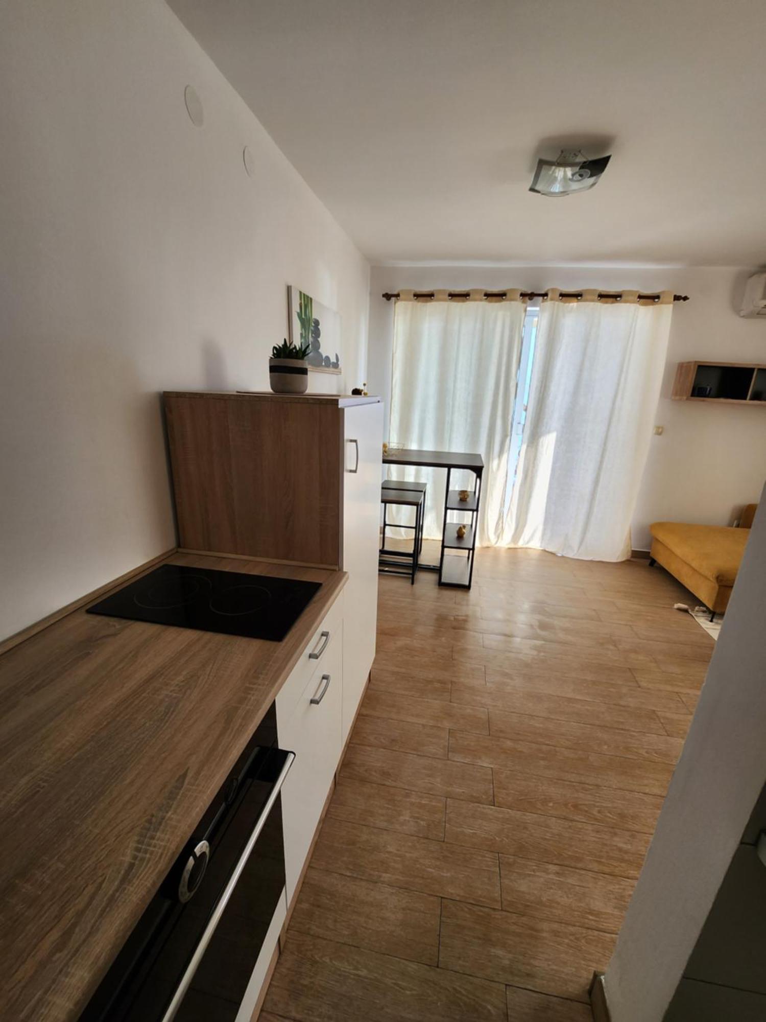 Lucija Apartment Karlobag Bagian luar foto