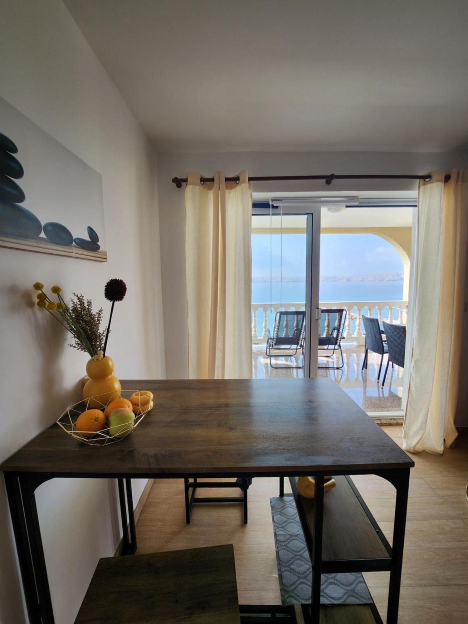 Lucija Apartment Karlobag Ruang foto